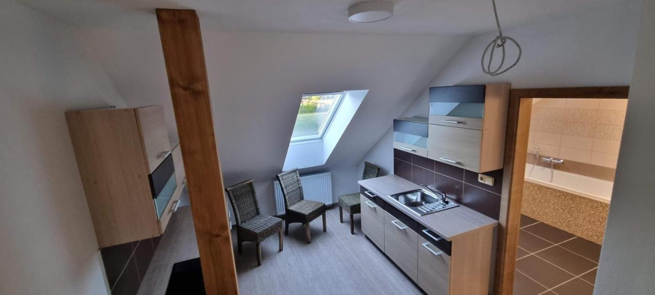 Apartmany Adieu 2 Тршебонь Экстерьер фото