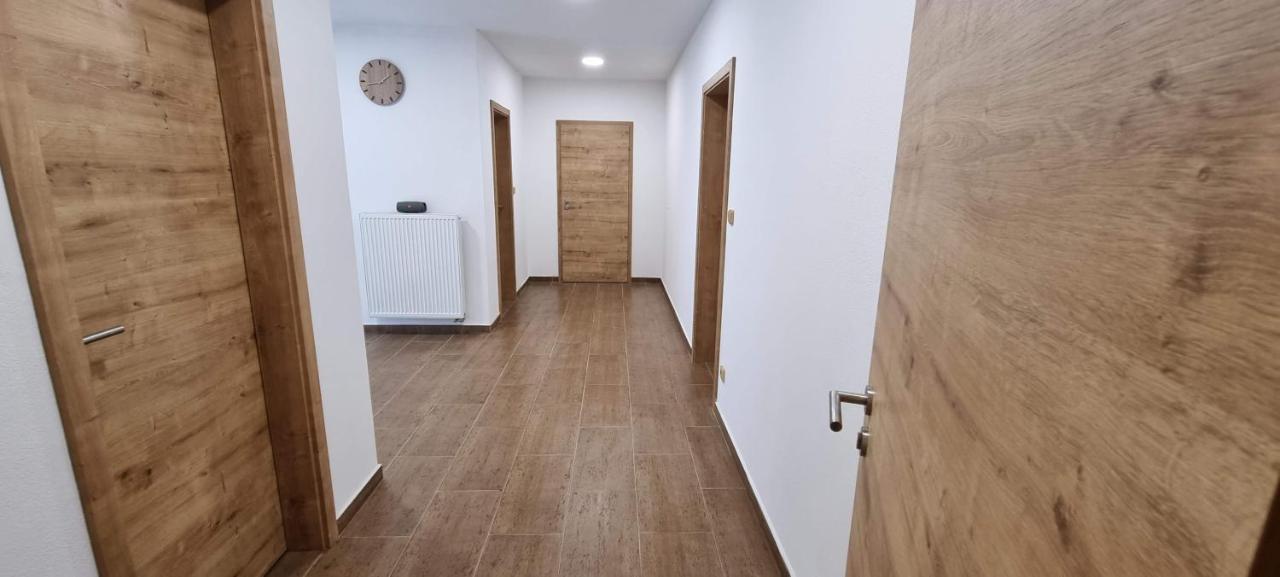 Apartmany Adieu 2 Тршебонь Экстерьер фото