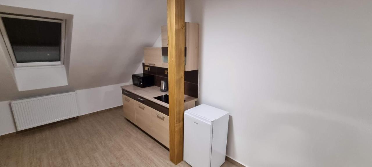 Apartmany Adieu 2 Тршебонь Экстерьер фото
