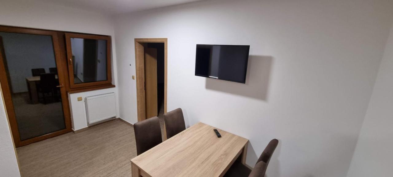 Apartmany Adieu 2 Тршебонь Экстерьер фото