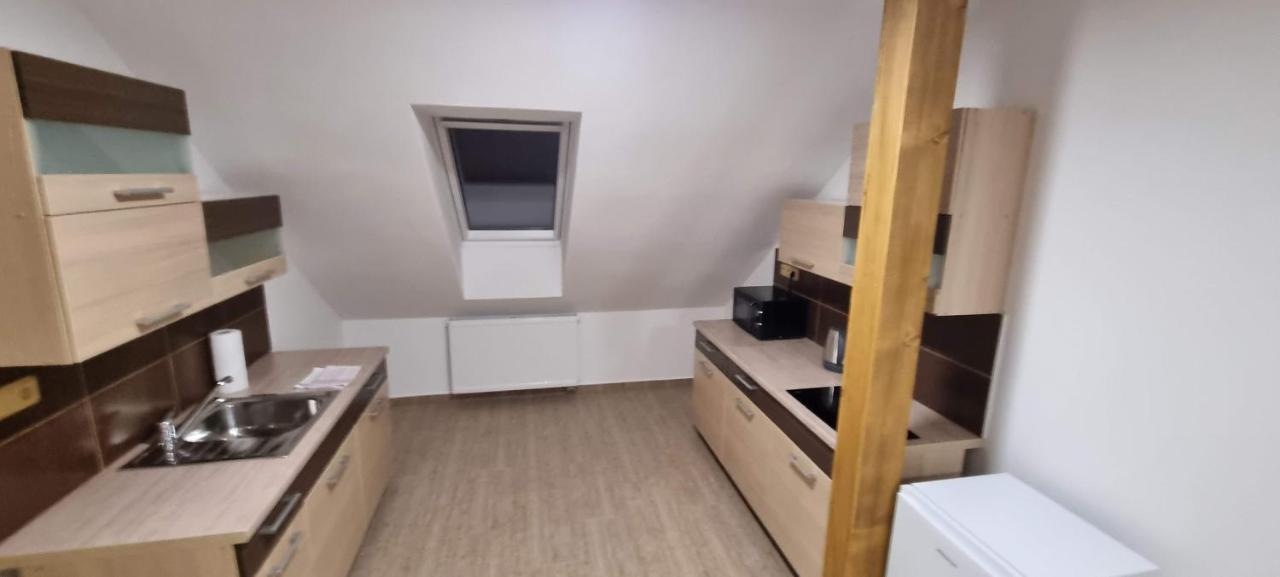 Apartmany Adieu 2 Тршебонь Экстерьер фото