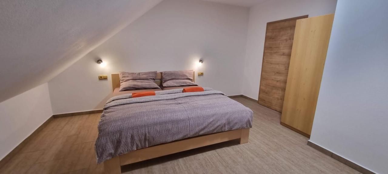 Apartmany Adieu 2 Тршебонь Экстерьер фото