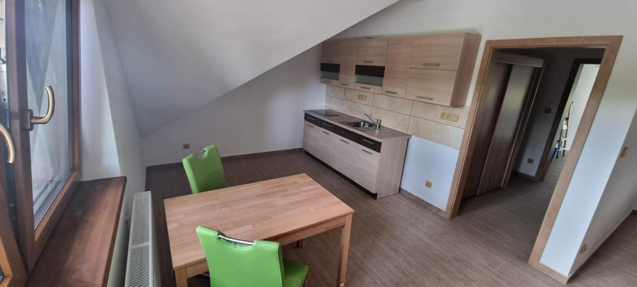 Apartmany Adieu 2 Тршебонь Экстерьер фото